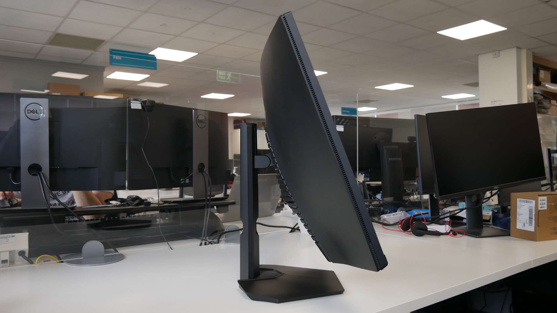 Monitor de juegos Dell S3222DGM