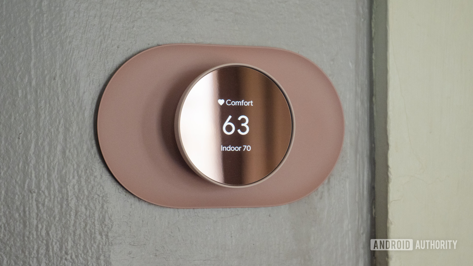 revisión del termostato google nest mostrar la temperatura en la pared 3