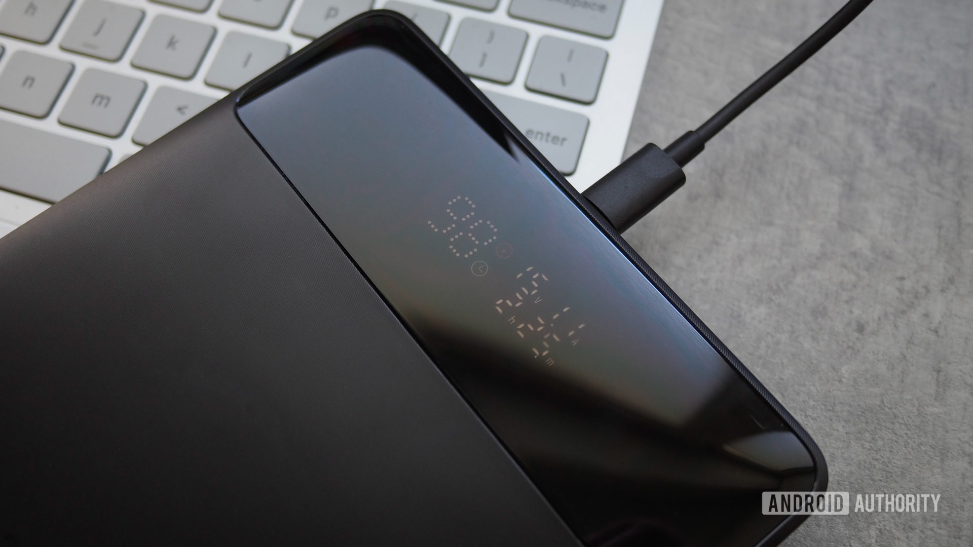 Baseus Blade 100W batería portátil foco en pantalla LED