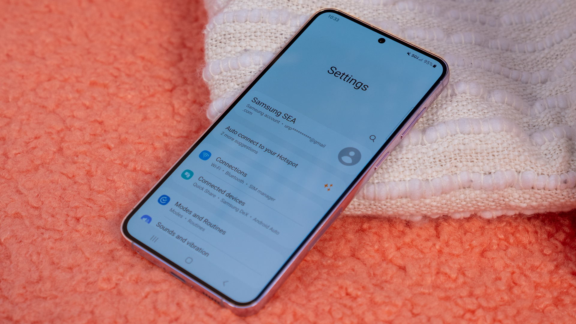 menú de configuración de samsung galaxy s23 en silla